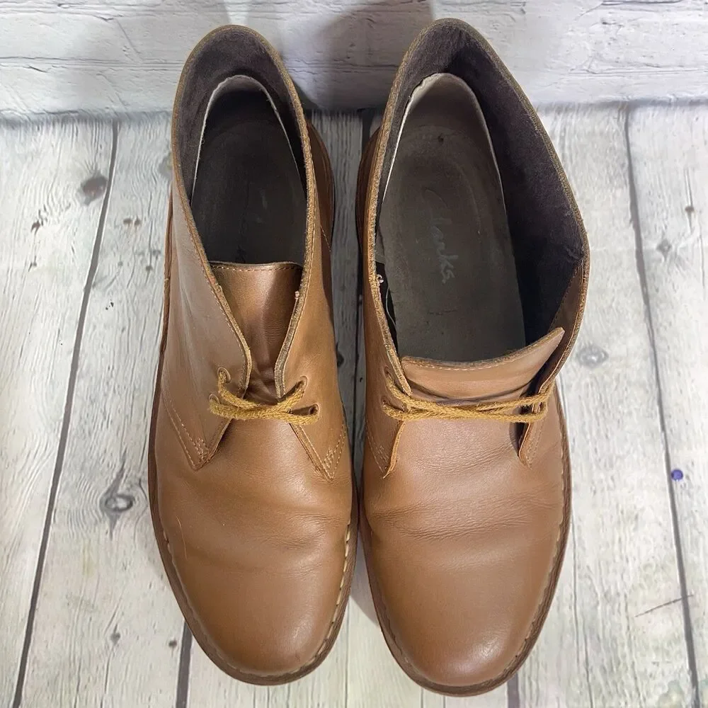 Clarks Bushacre Chukka Boots Women Size 10.5 Brown Lace Tan Leather Preppy Shoes